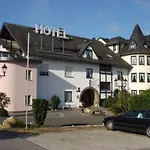 Zum Rehberg Hotel 3*