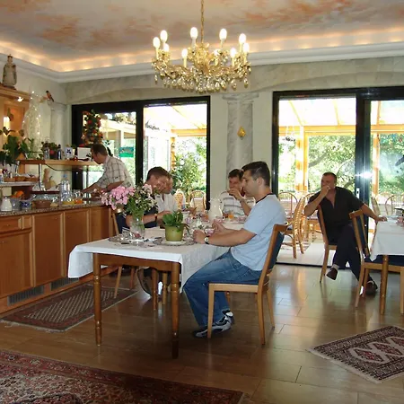 Hotel Zum Rehberg Kastellaun