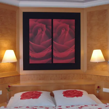 Hotel Zum Rehberg 3*