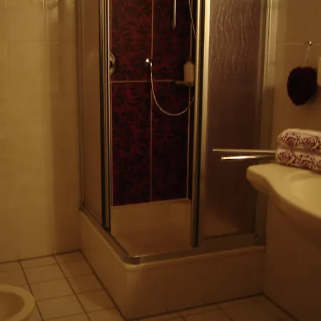 Zum Rehberg Hotell 3*