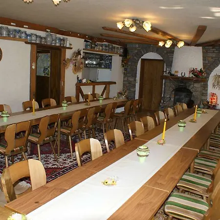 Zum Rehberg 3*