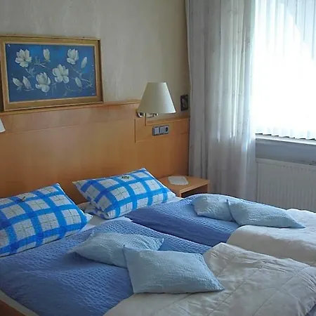 Zum Rehberg 3* Kastellaun