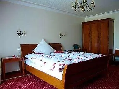 Zum Rehberg Hotel